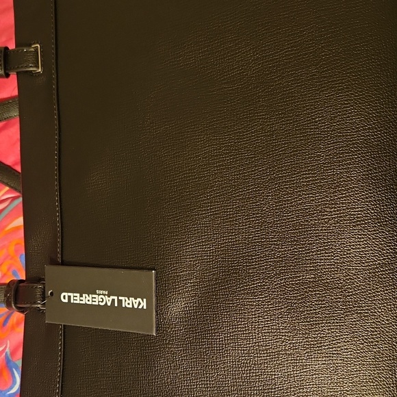 Tote - Picture 4 of 5